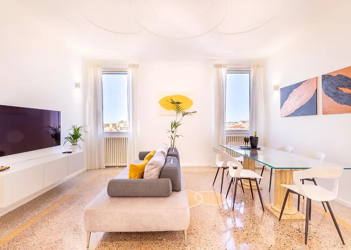 Adventura Penthouse
